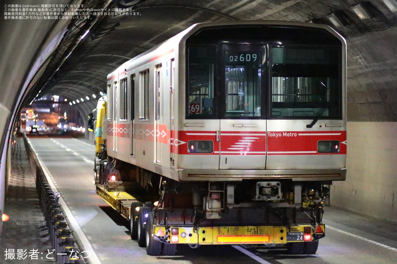 【メトロ】02系02-109Fが廃車陸送の拡大写真