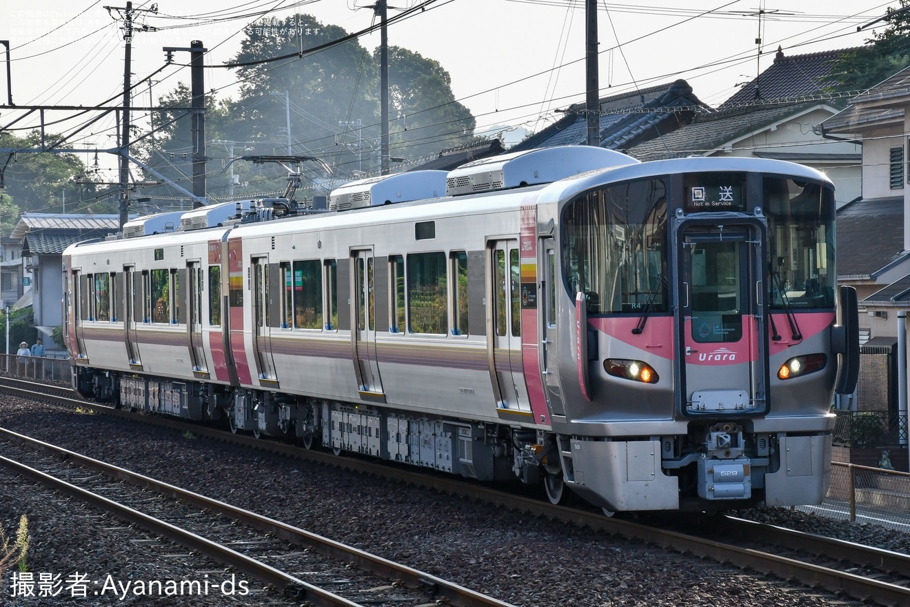 【JR西】227系R4編成糸崎駅でのイベントへの送り込み回送の拡大写真