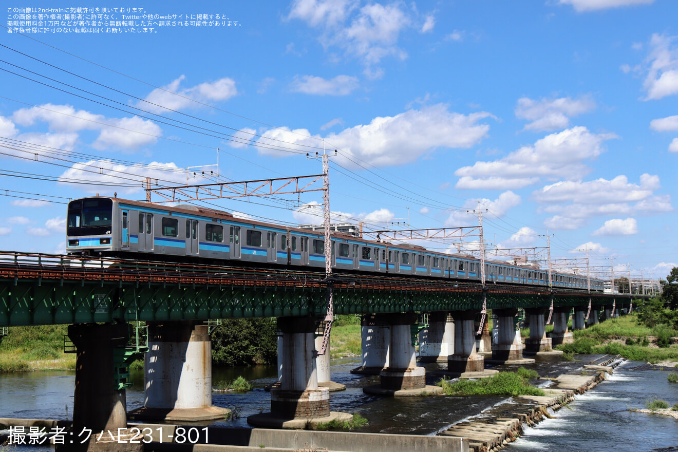 【JR東】 E231系ミツK4編成とEF64-1030が豊田車両センターへ回送の拡大写真