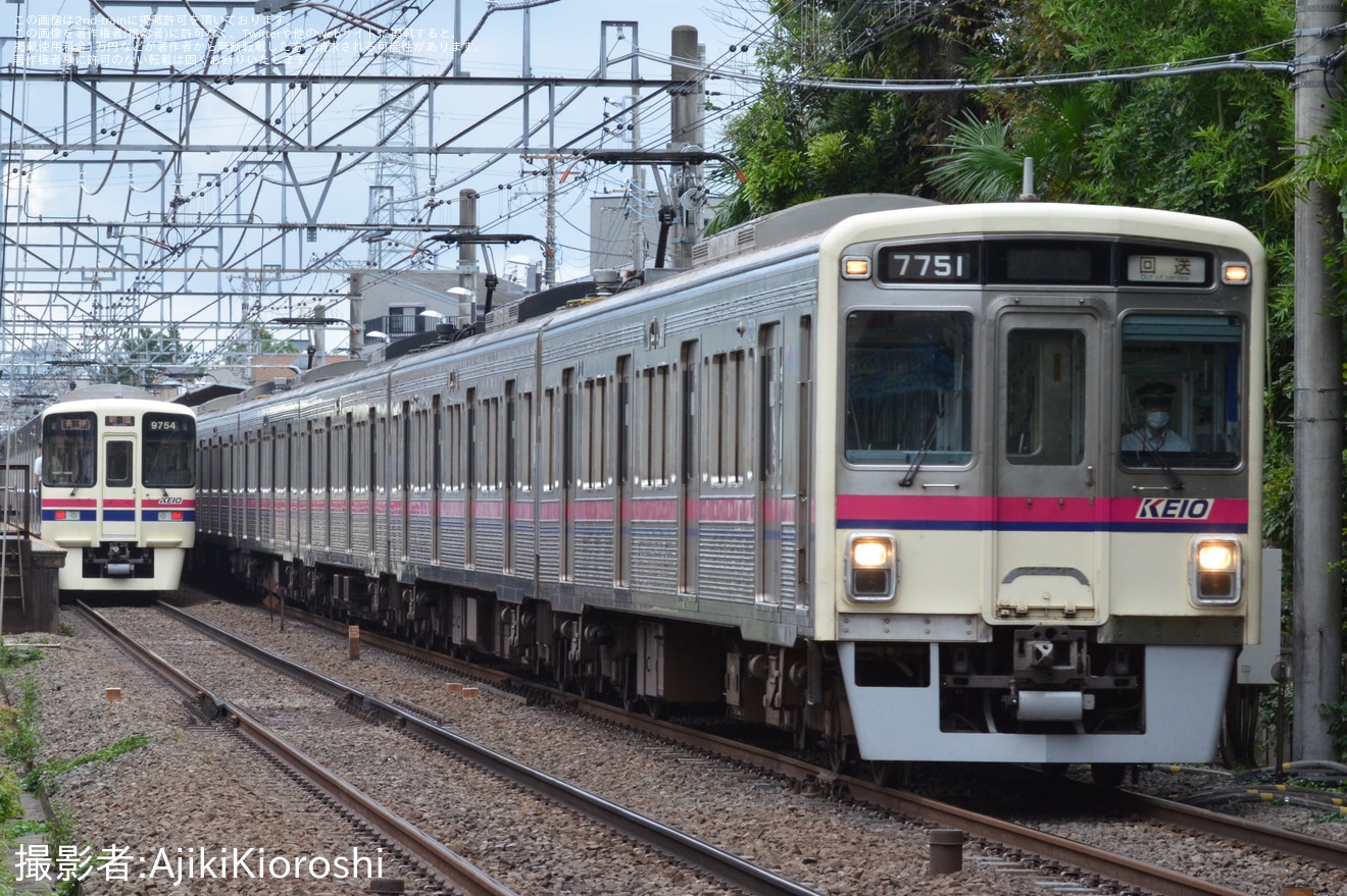 【京王】7000系7806F+7701Fが若葉台工場へ回送(廃車の可能性有)の拡大写真