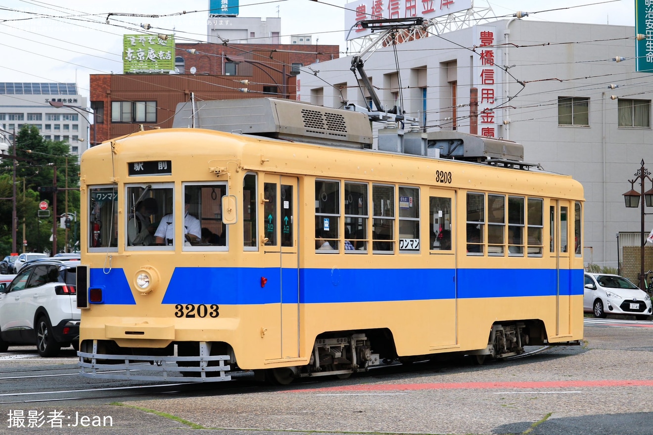 【豊鉄】「市内線3203号青帯仕様」運行開始の拡大写真