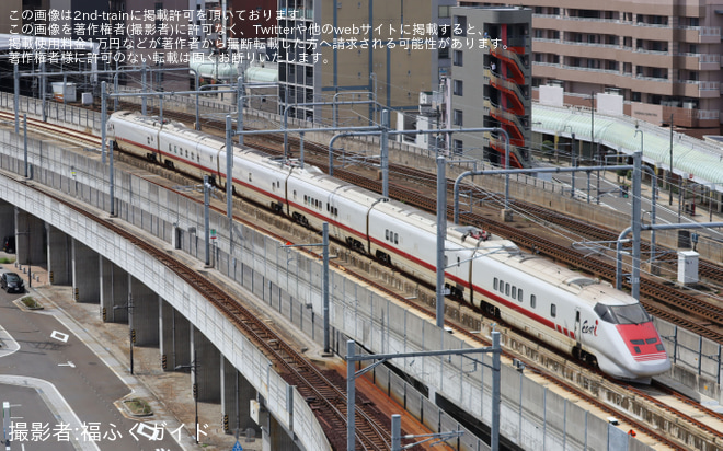 【JR西】福井駅へE926形S51編成(East i)が入線