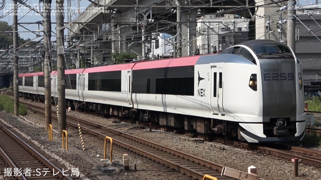 【JR東】 E259系クラNe012編成大宮総合車両センター出場回送の拡大写真