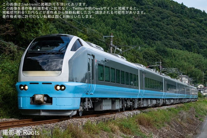 【JR東】E653系1000番台K71編成(水色)が吾妻線でハンドル訓練を不明で撮影した写真