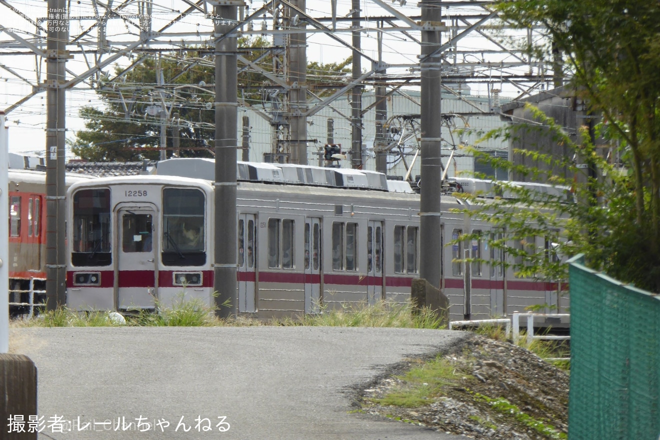 【東武】10030型11258Fがワンハンドル化の拡大写真
