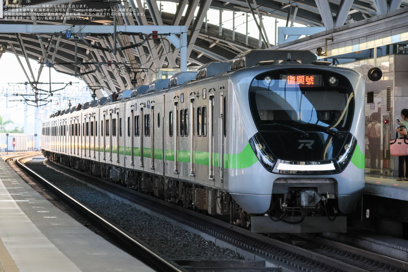 【台鐵】EMU900型の復興号が運転の拡大写真