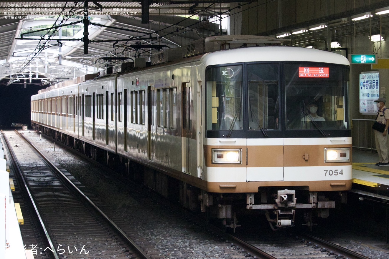 【神戸市交】7000-A系7054F名谷車両基地へ回送の拡大写真