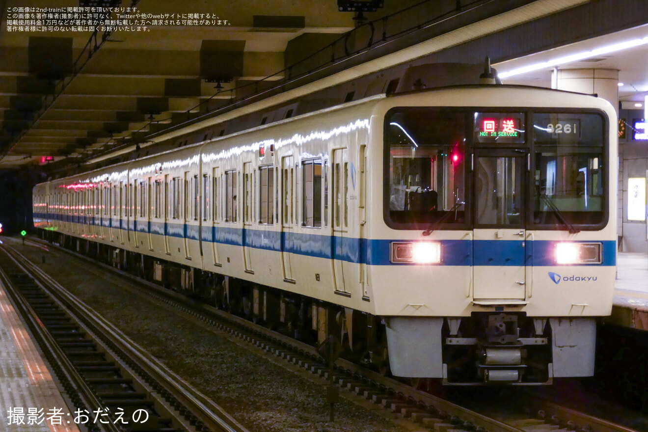【小田急】8000形8261F(8261×6)喜多見電車基地へ回送の拡大写真