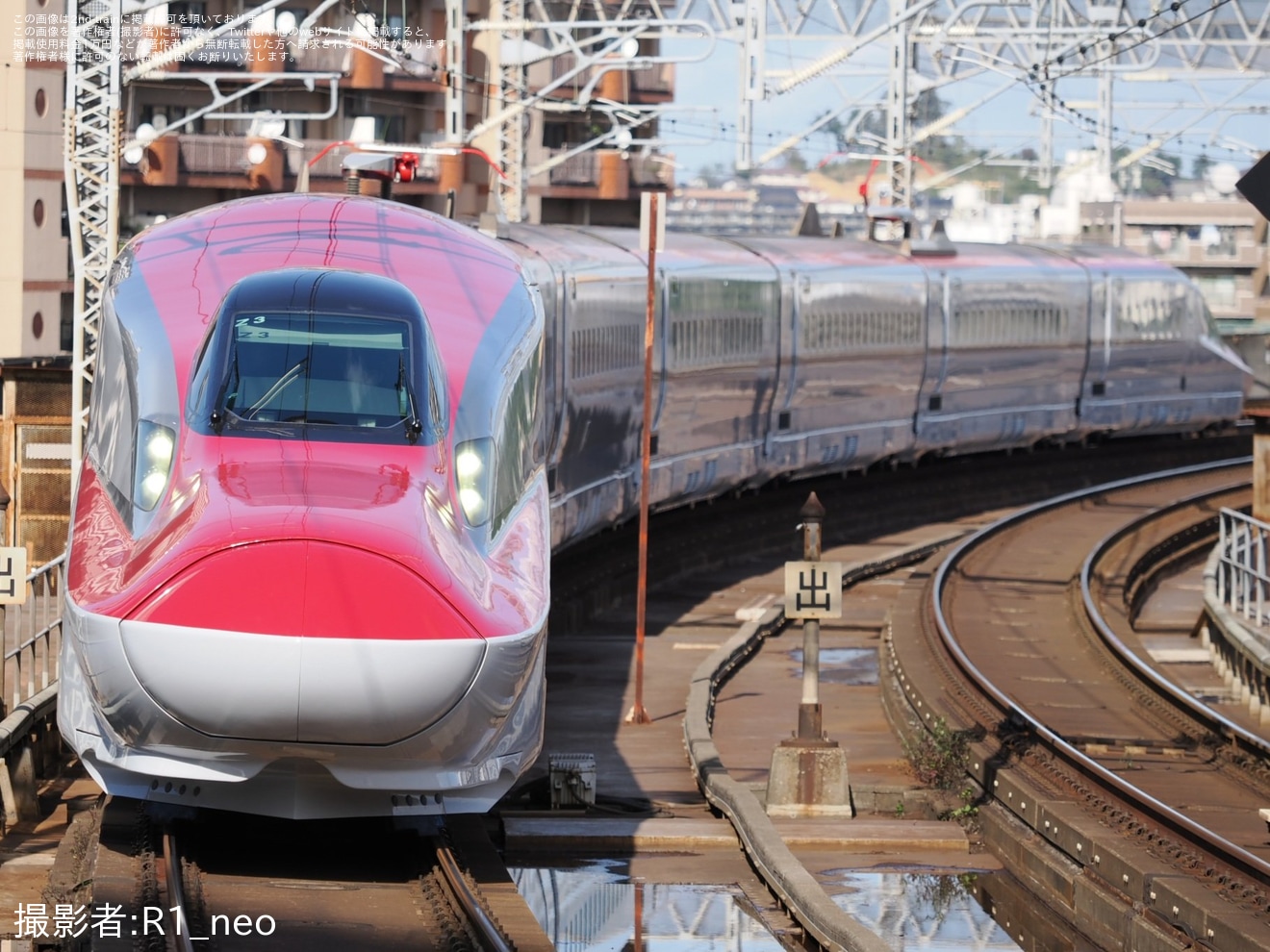 【JR東】E6系Z3編成新幹線総合車両センター出場北上試運転の拡大写真