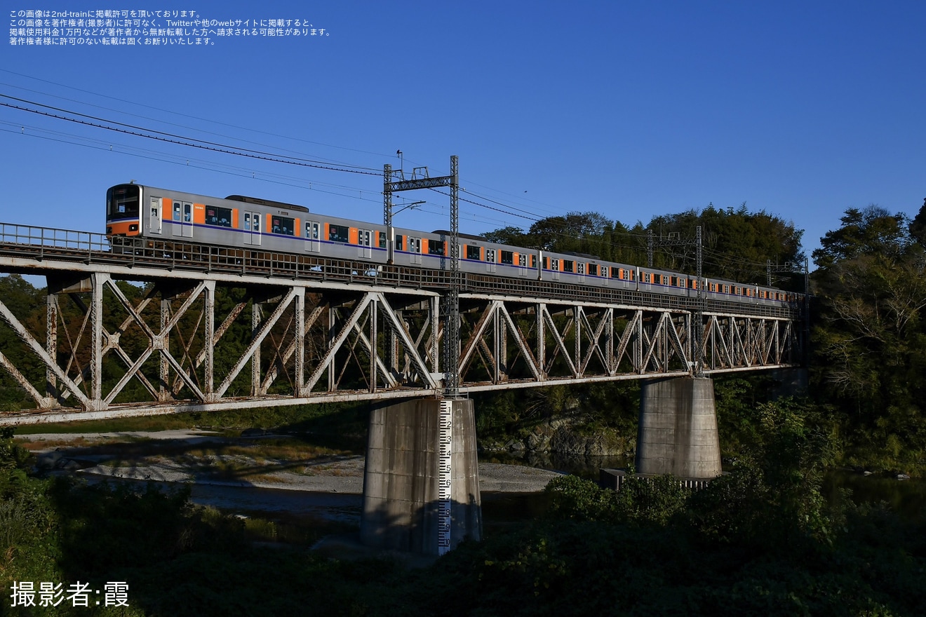 【東武】50000系50090型51095F寄居へ回送の拡大写真