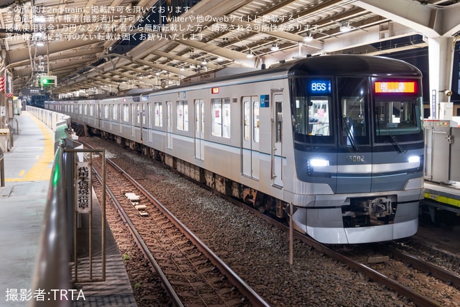 【メトロ】13000系13102Fを使用した恵比寿駅ホームドア輸送を不明で撮影した写真