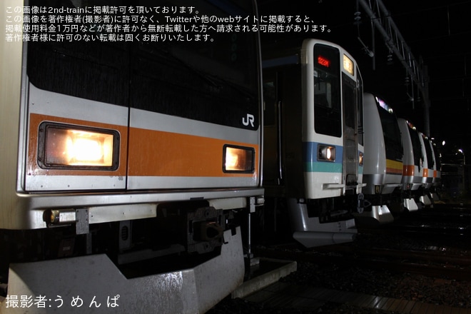 【JR東】「通勤電車を撮りに行かNight～夜の拝島電留線撮影会～」開催(2023年10月)を拝島駅で撮影した写真