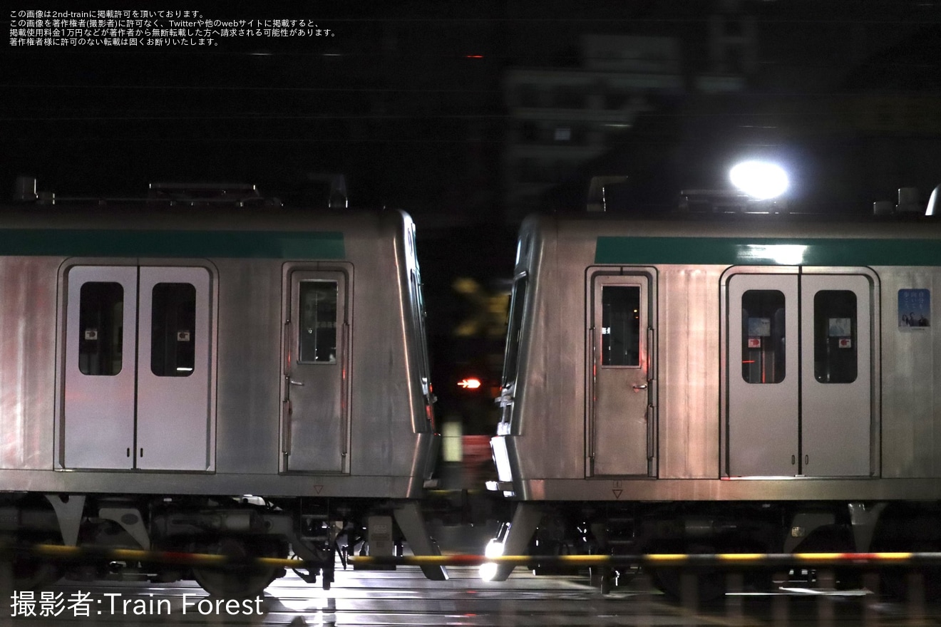 【京都市交】10系1111Fが夜間に救援回送の拡大写真
