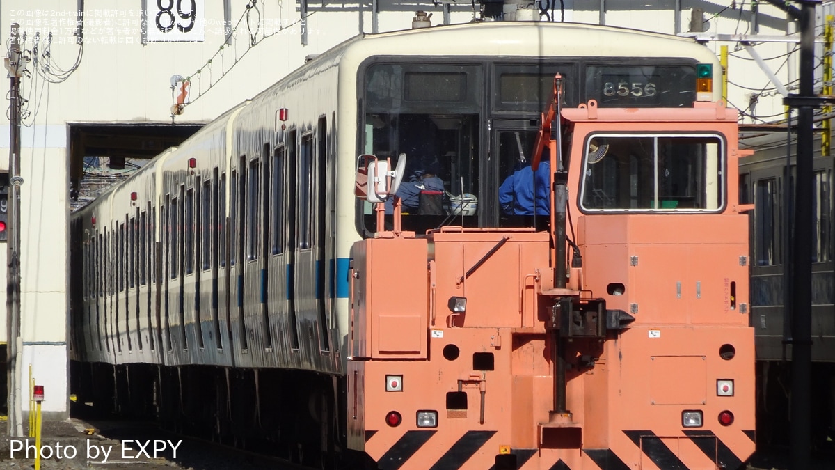 小田急】8000形8256F(8256×6)廃車に伴うクーラー・部品撤去 |2nd-train 