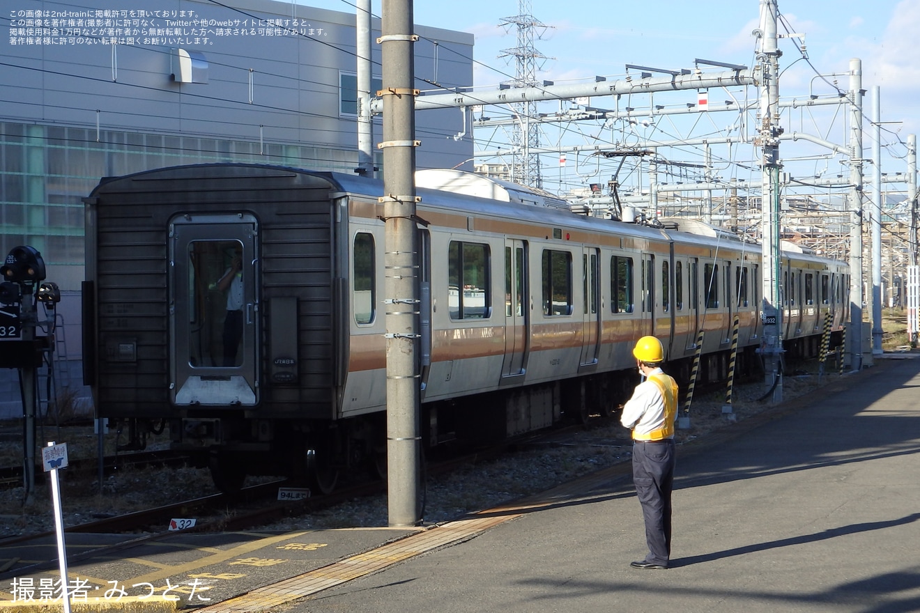 【JR東】E233系H53編成へ4両のグリーン車が挿入の拡大写真