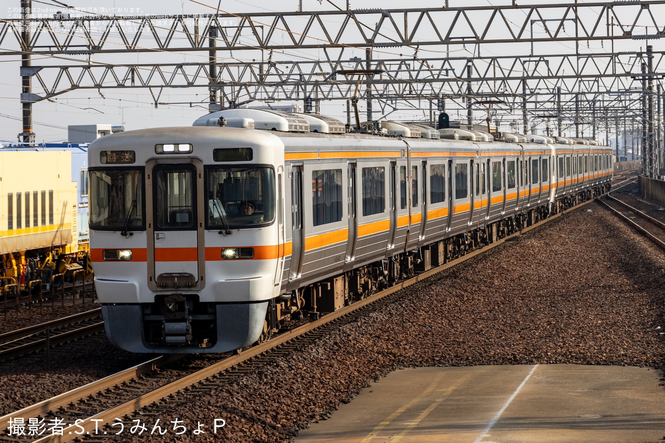 【JR海】313系B4編成とB5編成が大垣車両区へ回送の拡大写真