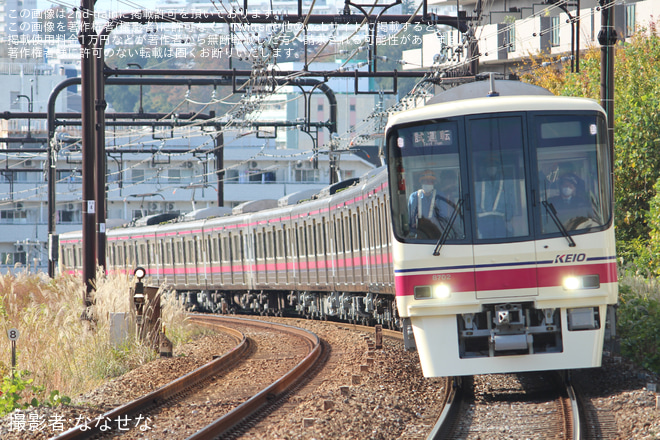 【京王】8000系8702F 若葉台工場出場試運転を京王永山駅で撮影した写真