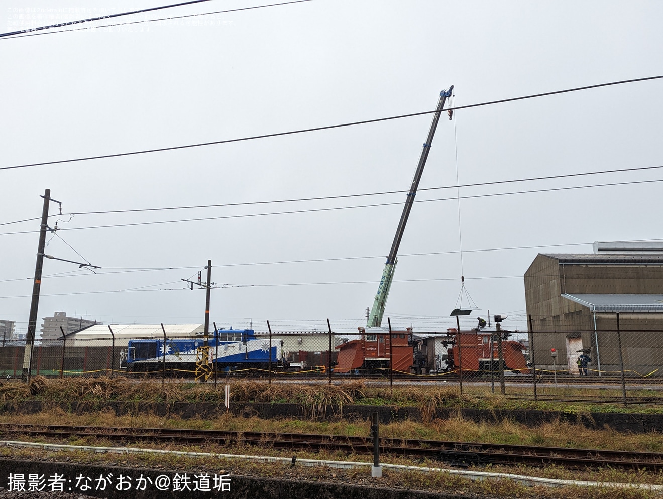 【JR西】DE15-2558が後藤総合車両所本所で解体中の拡大写真