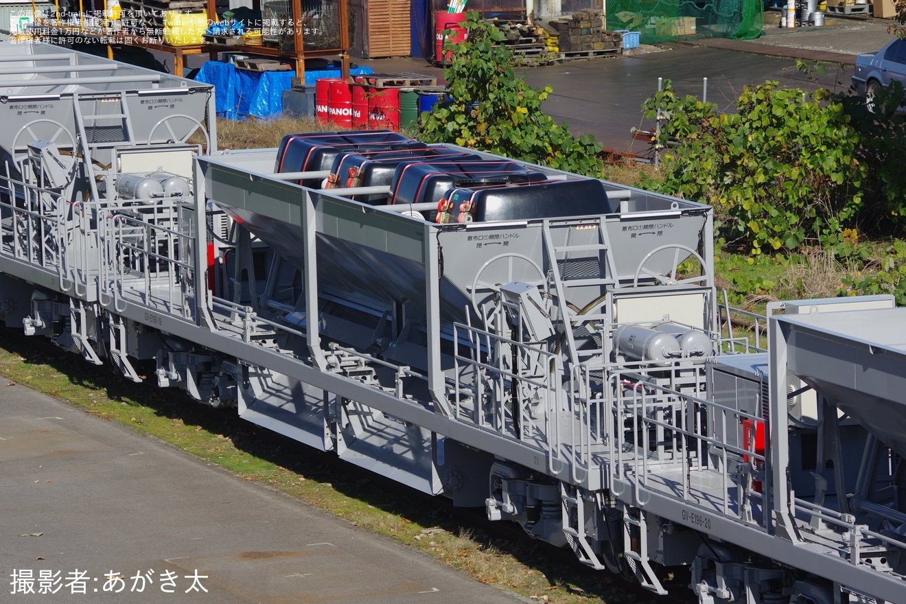 【JR東】GV-E197系TS05編成が新潟トランシスから陸送済の拡大写真