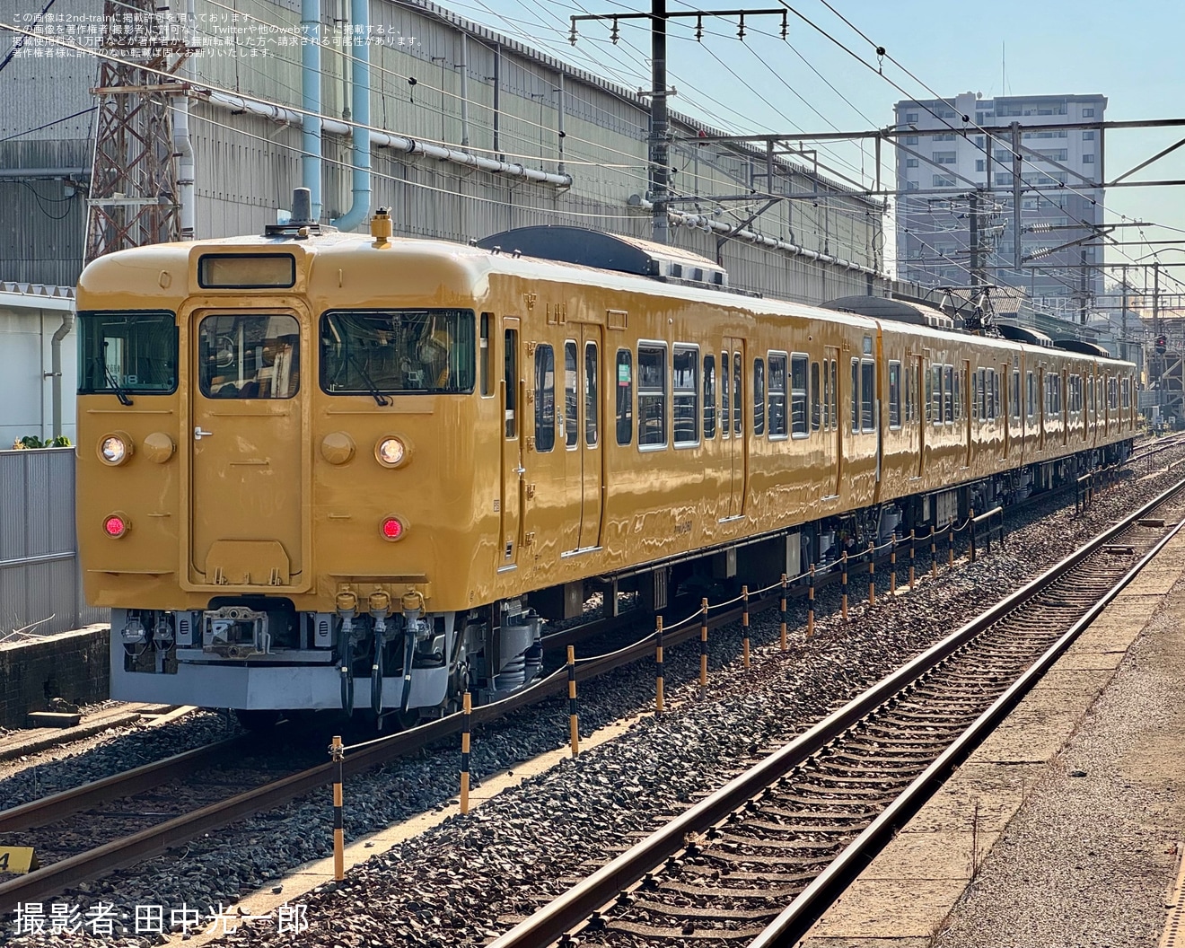 【JR西】113系B-18編成下関総合車両所本所出場構内試運転の拡大写真