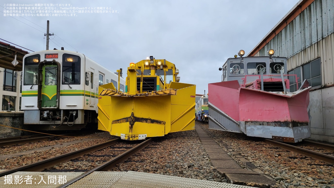 【会津】鉄道ファンの有志にて保守用車撮影会が会津田島にて開催の拡大写真