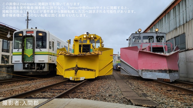 【会津】鉄道ファンの有志にて保守用車撮影会が会津田島にて開催を不明で撮影した写真