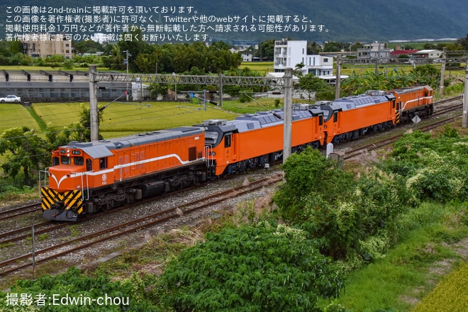 【台鐵】新型電機E500型E502/E503が花蓮港にて陸揚げを不明で撮影した写真