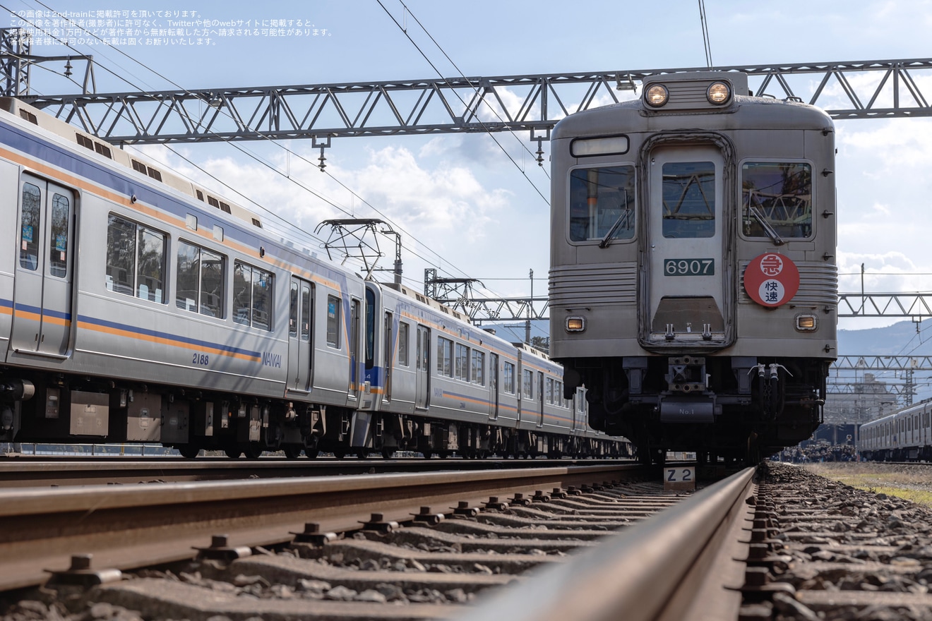【南海】6000系6001F+6907Fが逆組成となり団体臨時列車が運転の拡大写真