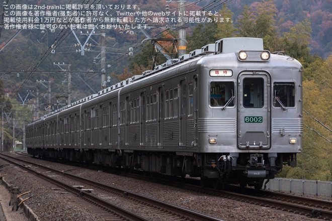 【南海】6000系6001F+6907Fが逆組成となり団体臨時列車が運転を不明で撮影した写真