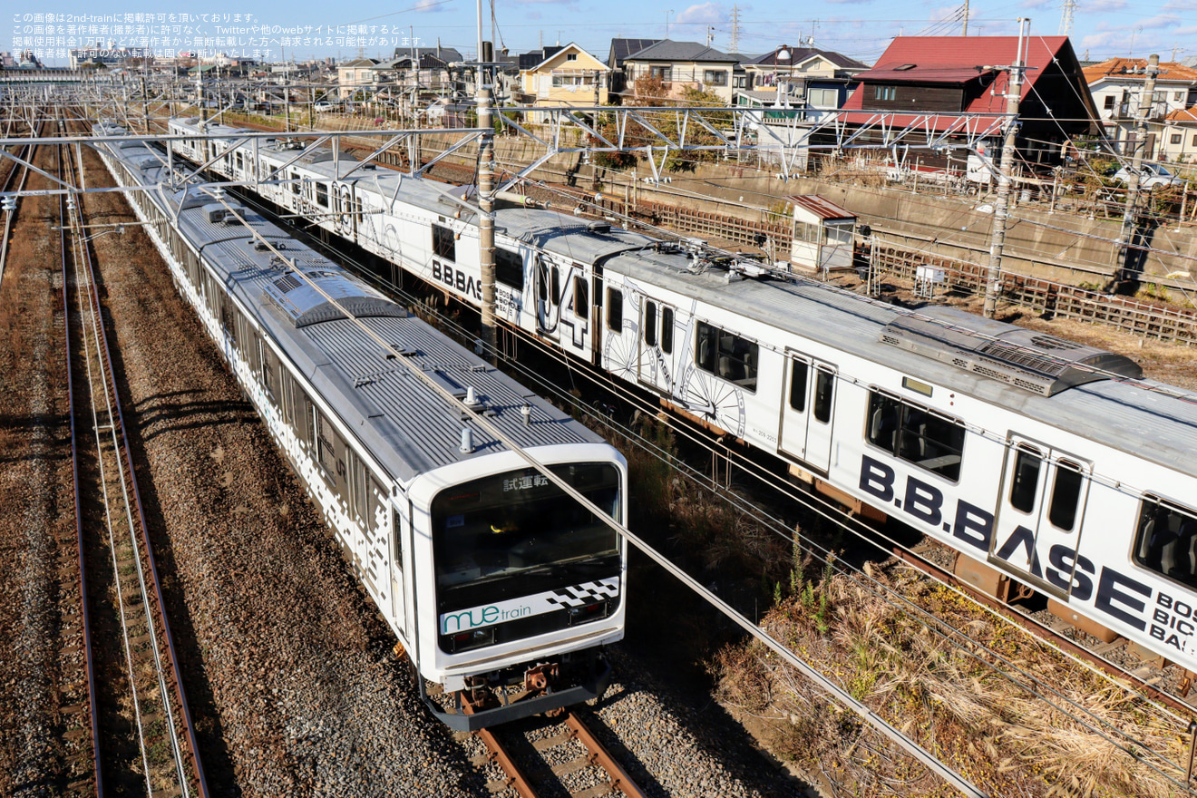 【JR東】209系「MUE-Train」総武線試運転の拡大写真