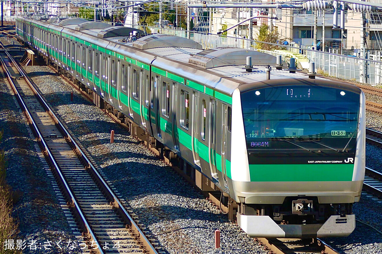 【JR東】E233系7000番台ハエ122編成 東京総合車両センター入場回送の拡大写真