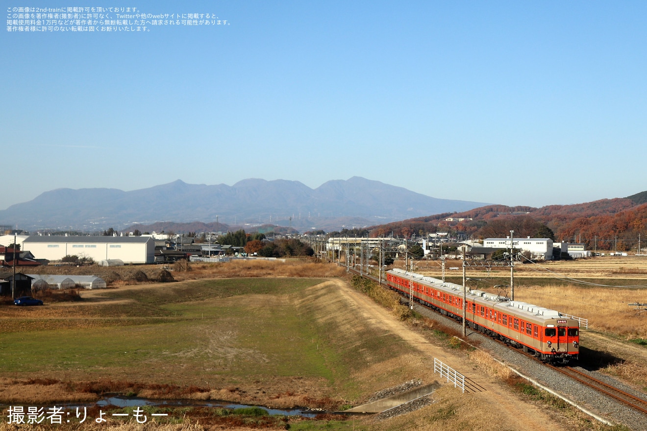 【東武】8000系8111Fを使用した群馬県ローカル線も運転の団臨の拡大写真