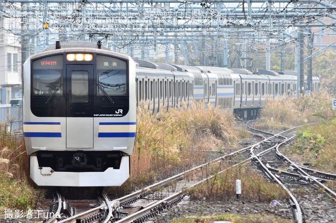 【JR東】E217系クラY-37編成 横須賀疎開回送を大船駅で撮影した写真