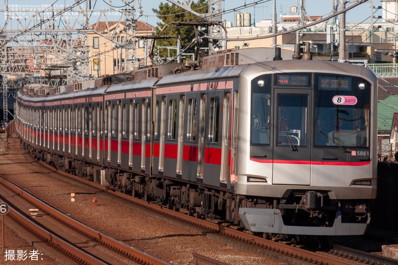 【東急】5050系5161Fが東急東横線で試運転の拡大写真