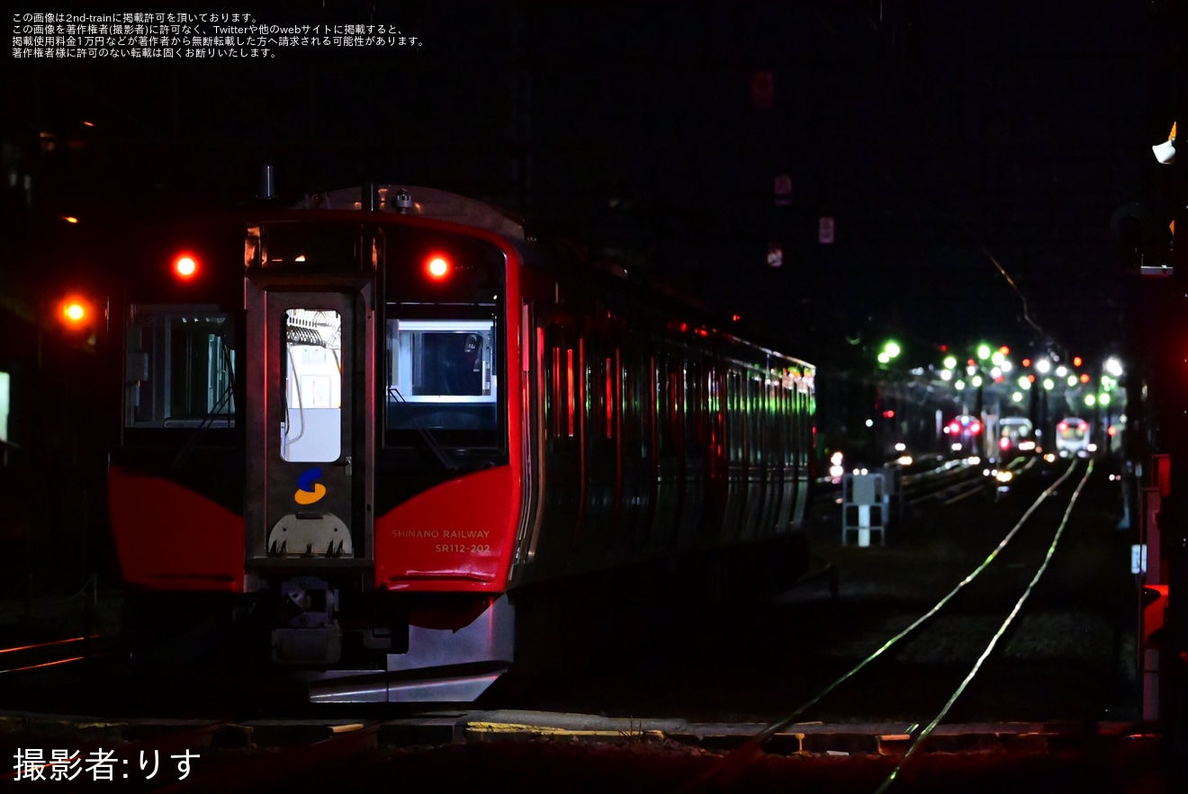 【JR東】脱線事故当該のSR1系S202編成が長野総合車両センター入場回送の拡大写真