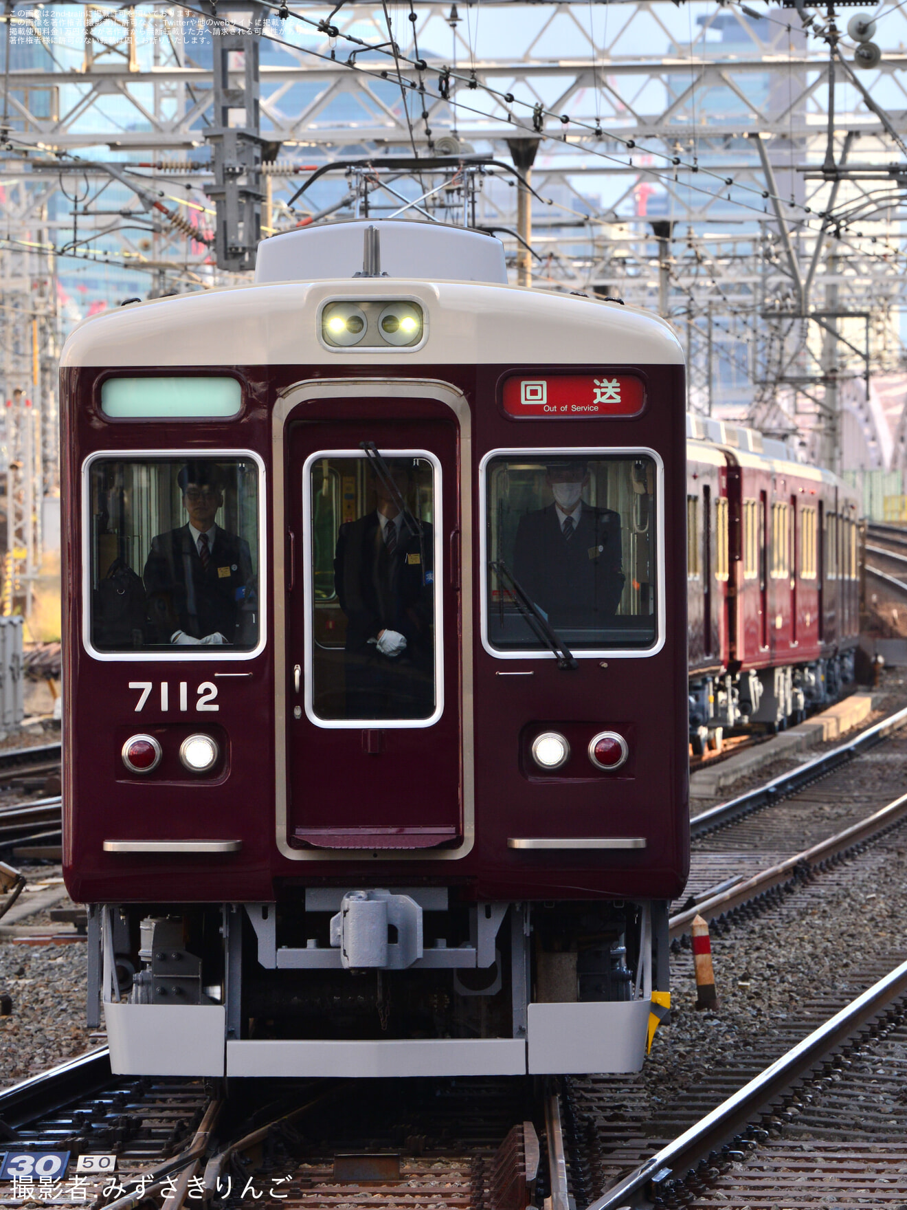 【阪急】7000系7012F(7012×8R)正雀工場出場回送の拡大写真