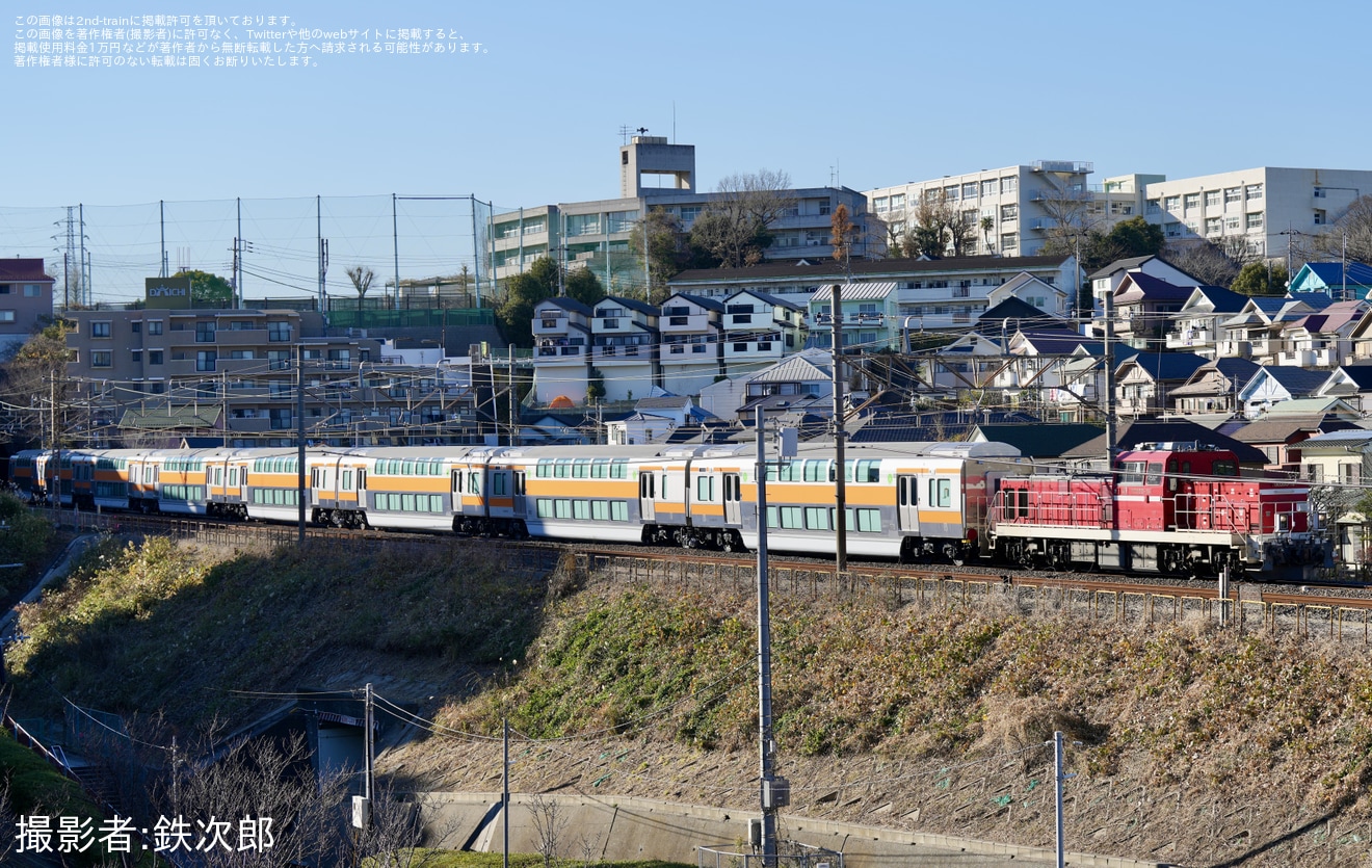 【JR東】E233系0番台グリーン車サロE232・サロE233の13/14/15/16 J-TREC横浜事業所出場甲種の拡大写真