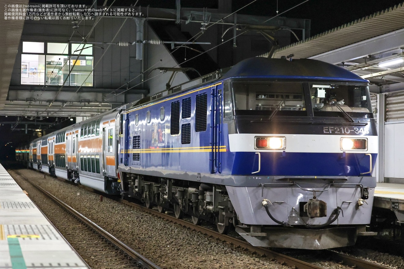 【JR東】E233系0番台グリーン車サロE232・サロE233の13/14/15/16 J-TREC横浜事業所出場甲種の拡大写真