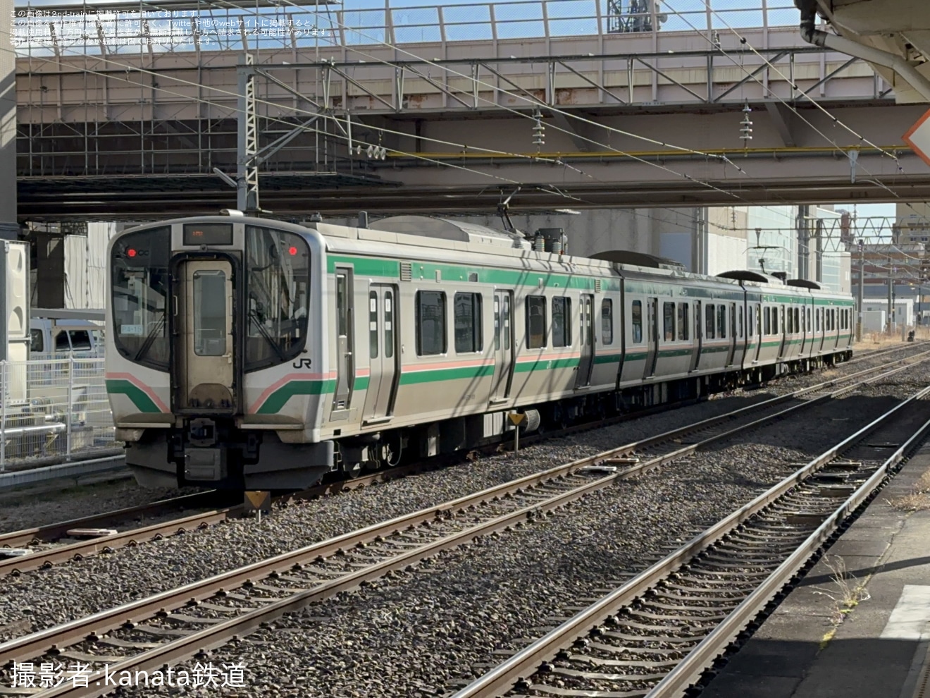 【JR東】E721系1000番台P4-15編成郡山総合車両センター入場の拡大写真