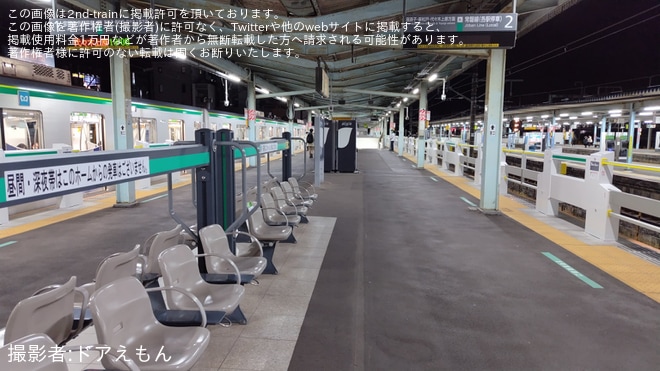 【JR東】茨城県内のJR駅で初のホームドアとなる常磐緩行線取手駅のホームドアが稼働開始を取手駅で撮影した写真