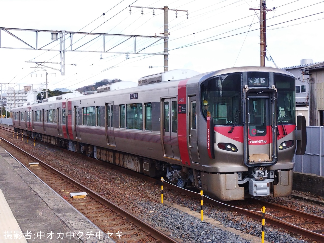 【JR西】227系A04編成下関総合車両所本所構内試運転の拡大写真