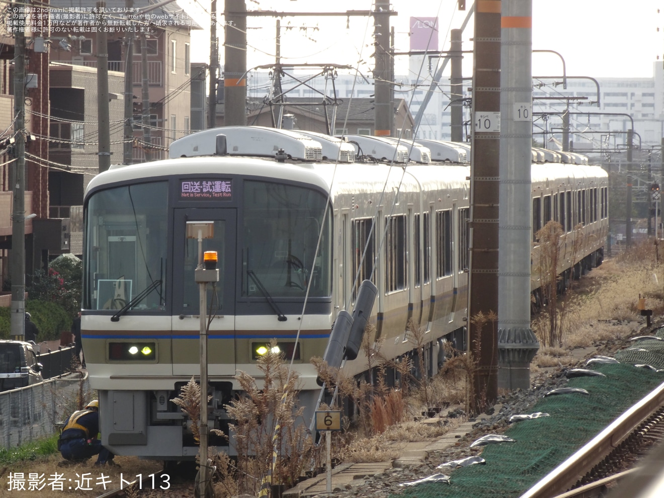 【JR西】221系NB801編成吹田総合車両所構内試運転の拡大写真