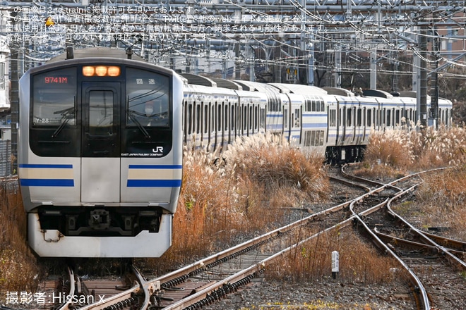 【JR東】E217系Y-28編成横須賀疎開回送を大船駅で撮影した写真