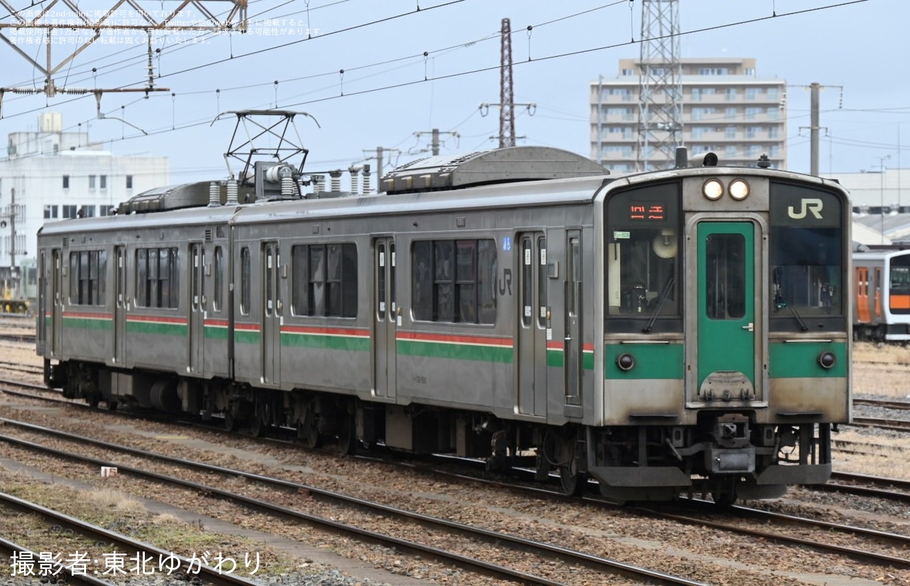 【JR東】701系1500番台F2-508編成が郡山総合車両センターへ入場回送の拡大写真