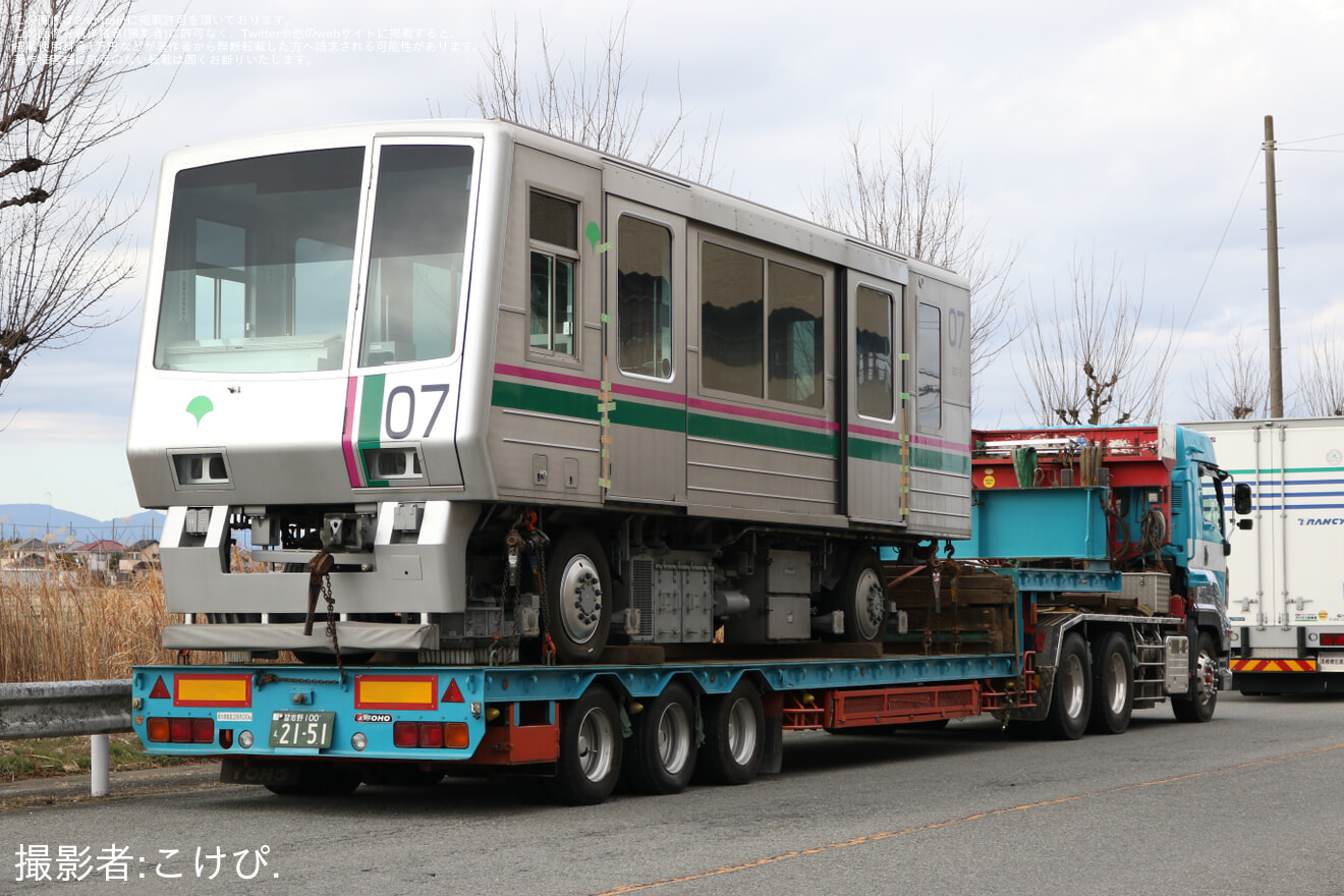【都営】日暮里・舎人ライナー300形307編成廃車に伴う陸送の拡大写真