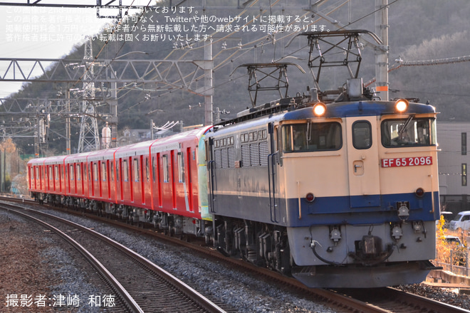 【メトロ】丸ノ内線用2000系2139F甲種輸送を島本駅で撮影した写真