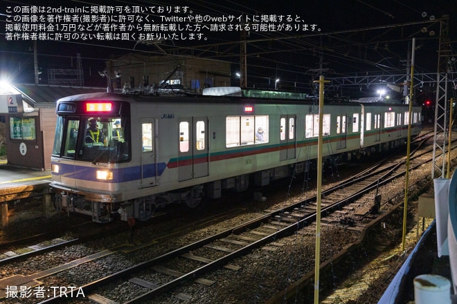 【上毛】800形811F(元・東京メトロ03系)が夜間試運転を不明で撮影した写真