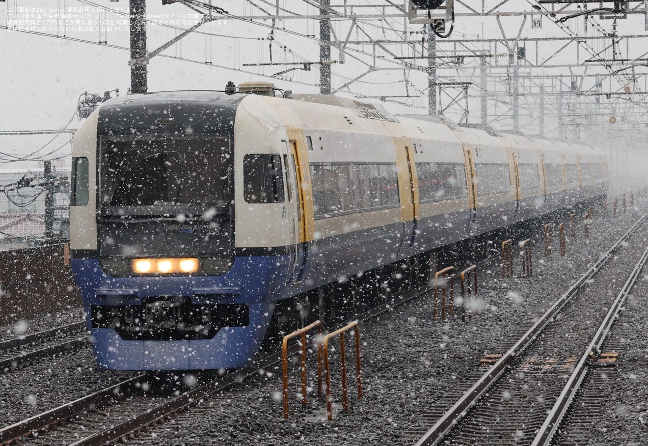 【特集】関東で大雪、関東では珍しい雪景色の電車の写真を紹介(2024年2月5日）の拡大写真