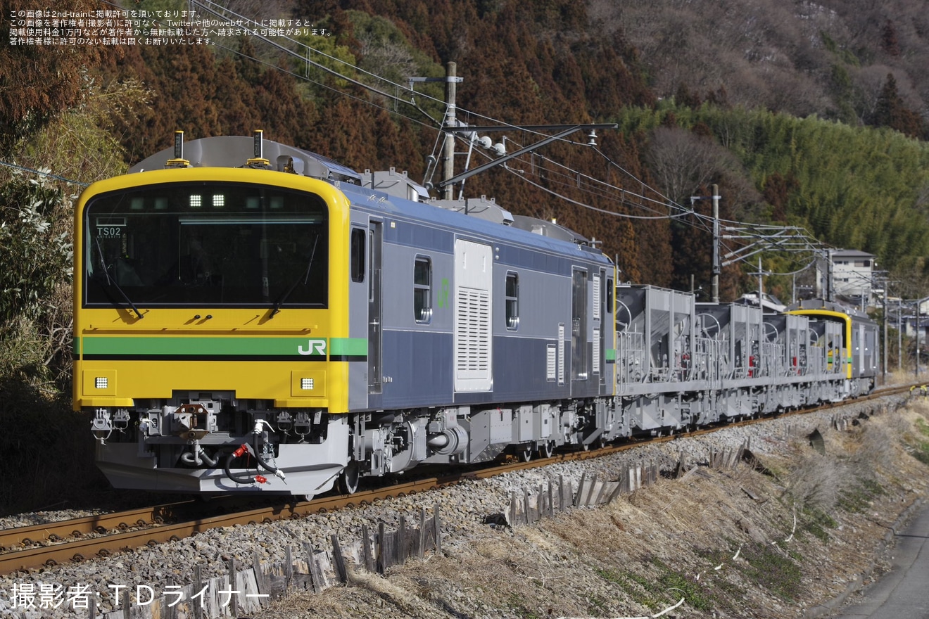 【JR東】GV-E197系TS02編成が吾妻線で試運転の拡大写真