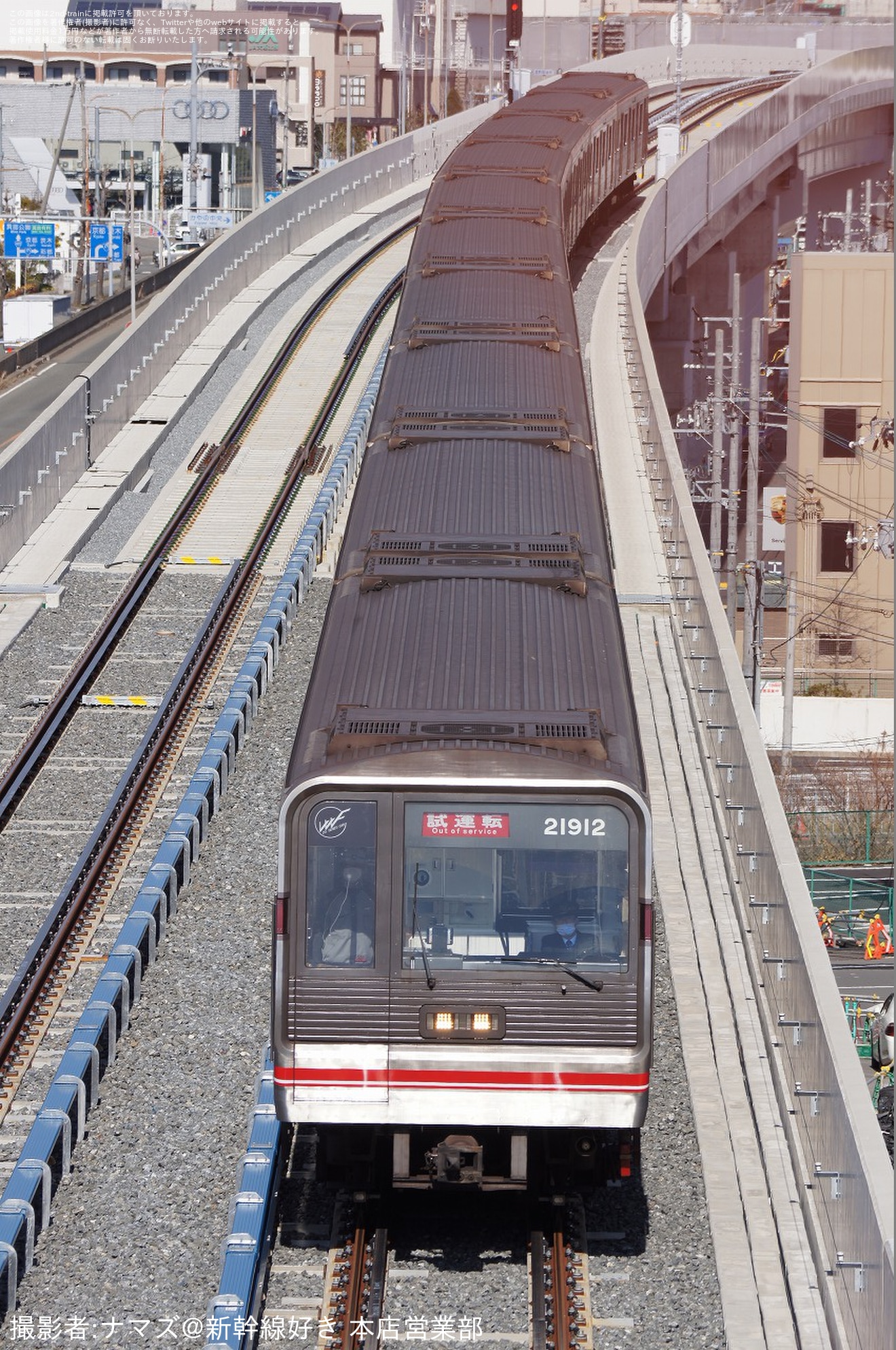 【大阪メトロ】21系21612F・21604Fが北大阪急行延伸区間へ試運転の拡大写真